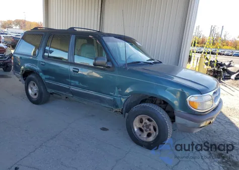 1997 Ford Explorer z USA, uszkodzony, nr VIN 1FMDU35P5VUA67640